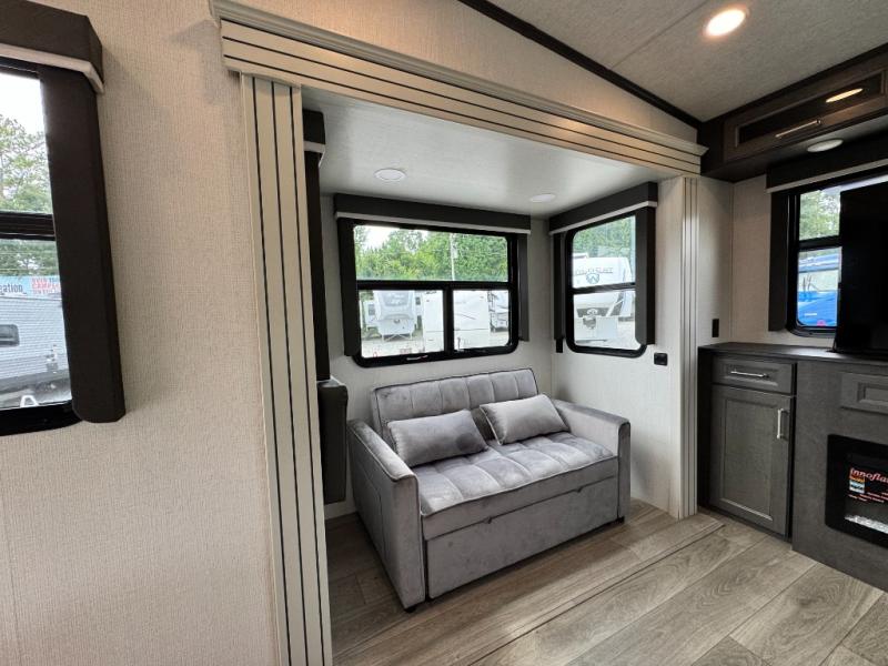 2025 Keystone RV Cougar 320RDS photo 11