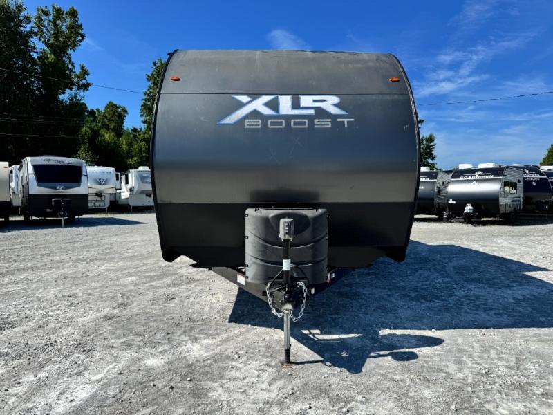 2021 Forest River RV XLR Boost 27QBX Toy Hauler photo 7