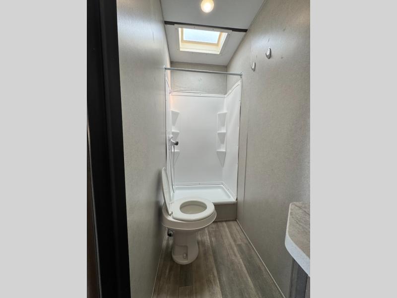 2021 Forest River RV XLR Boost 27QBX Toy Hauler photo 30