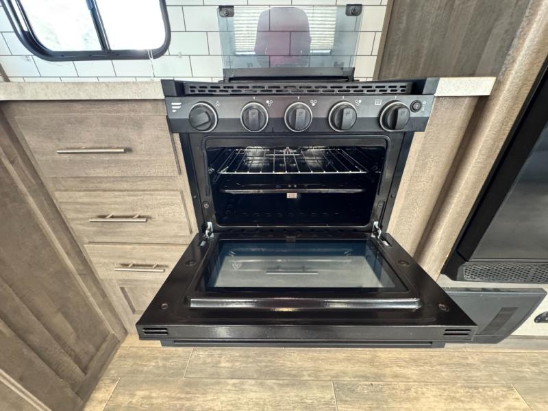 2021 Forest River RV XLR Boost 27QBX Toy Hauler photo 37