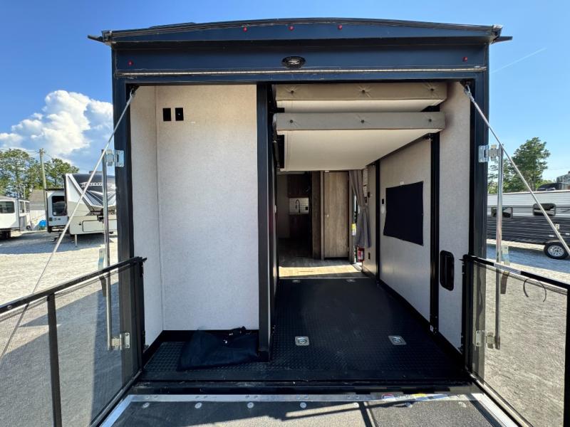 2021 Forest River RV XLR Boost 27QBX Toy Hauler photo 6
