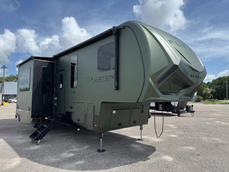 2026 Keystone RV Fuzion Impact Edition 337 Toy Hauler photo 1