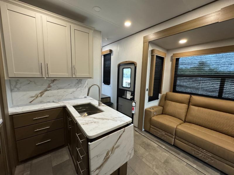 2026 Keystone RV Fuzion Impact Edition 337 Toy Hauler photo 17