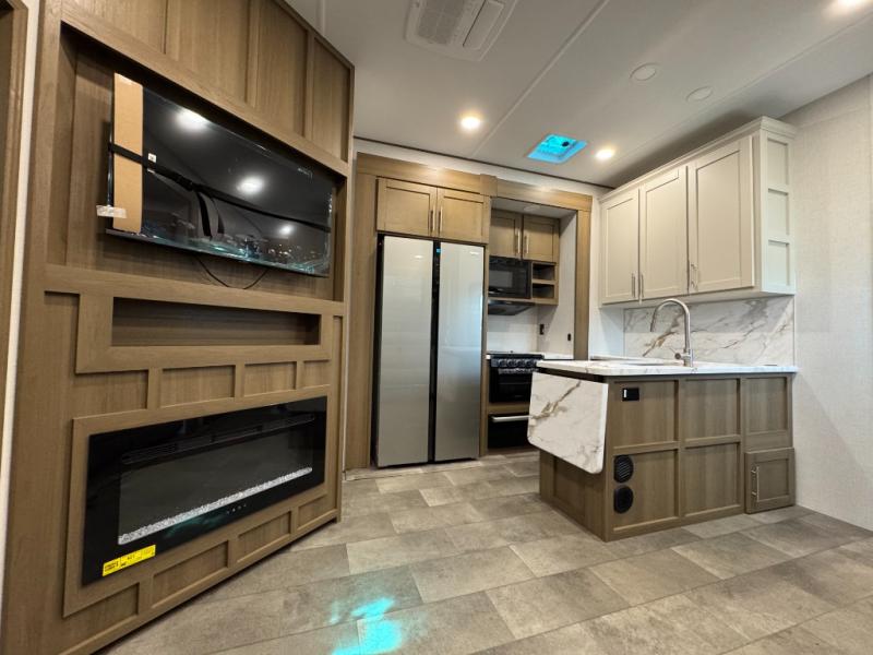 2026 Keystone RV Fuzion Impact Edition 337 Toy Hauler photo 18