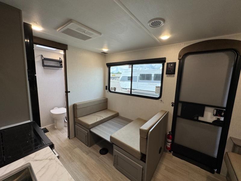 2026 Keystone RV Hideout 210RL photo 9