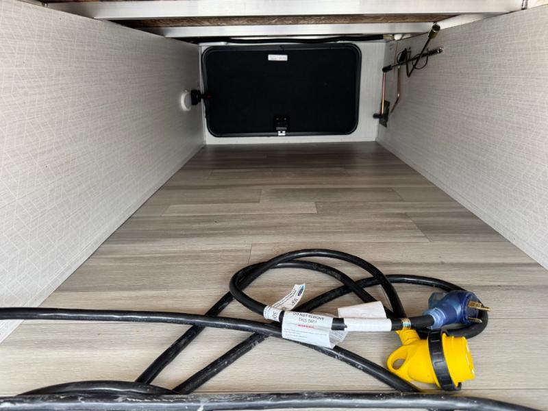 2025 Cruiser MPG 2800QB photo 43