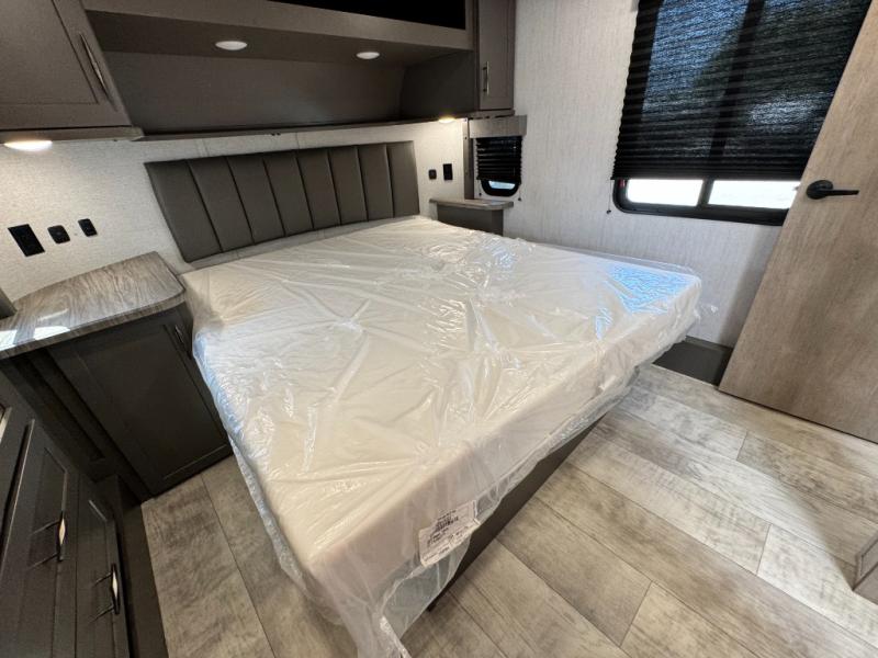 2024 Grand Design Momentum G-Class 415G Toy Hauler photo 40