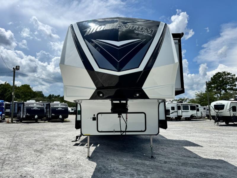 2024 Grand Design Momentum G-Class 415G Toy Hauler photo 6