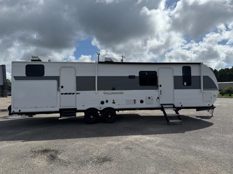 2026 Forest River RV Wildwood 32BHDS photo 7