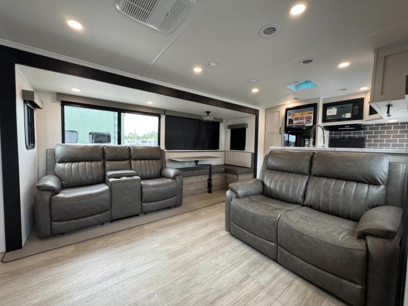 2026 Forest River RV Solaire 3060RKTS photo 10