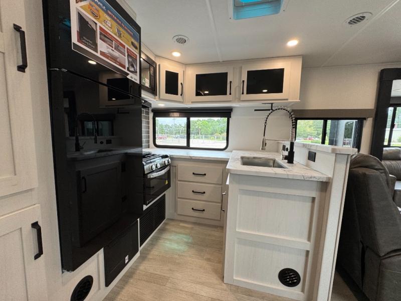 2026 Forest River RV Solaire 3060RKTS photo 14