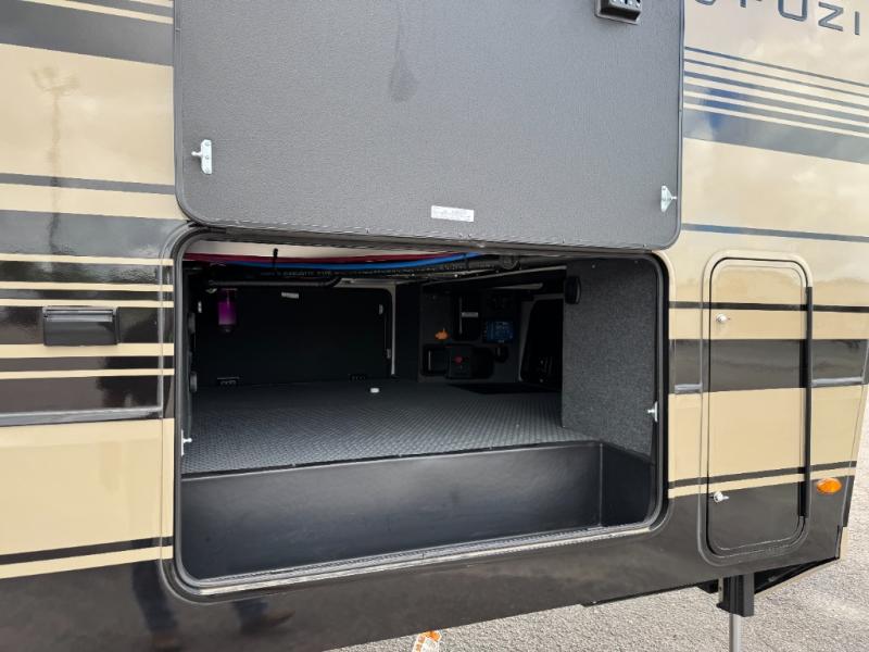 2026 Keystone RV Fuzion 432 Toy Hauler photo 34