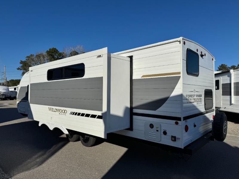 2026 Forest River RV Wildwood X-Lite 28ICE photo 5