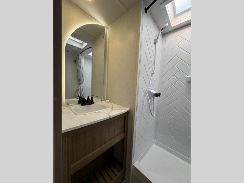 2026 Forest River RV Wildwood X-Lite 28ICE photo 21