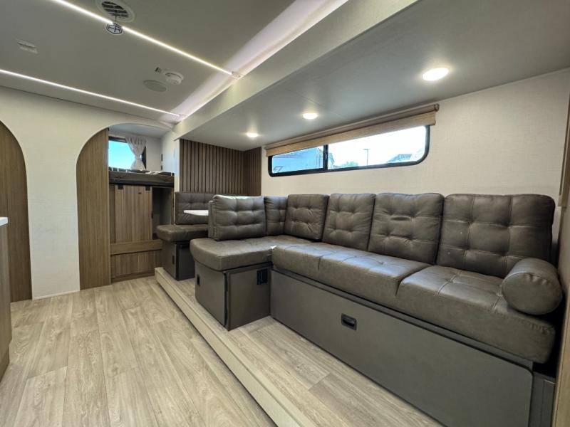 2026 Forest River RV Wildwood X-Lite 28ICE photo 11