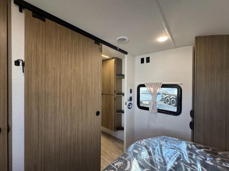 2026 Forest River RV Wildwood X-Lite 28ICE photo 25