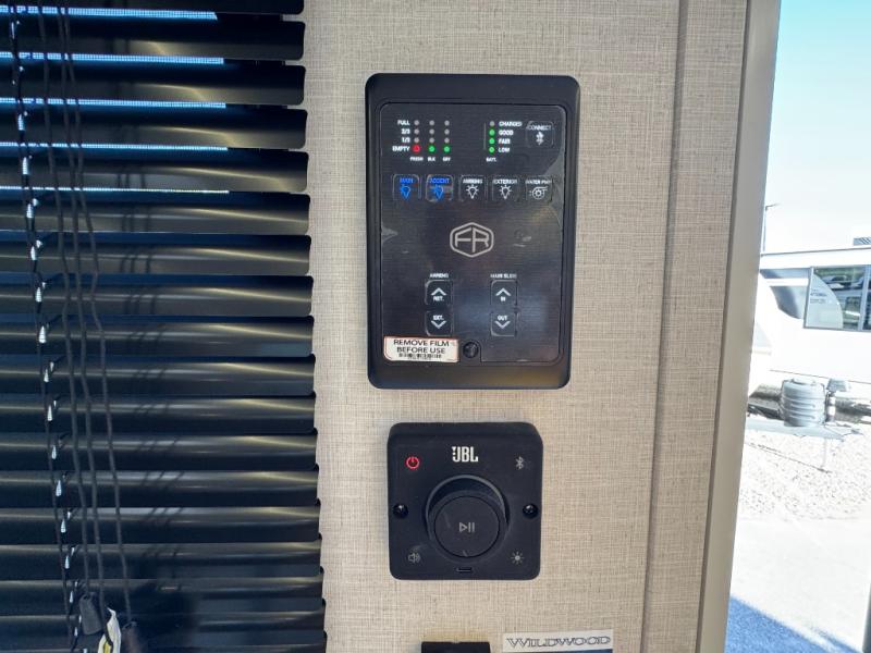 2026 Forest River RV Wildwood X-Lite 28ICE photo 29