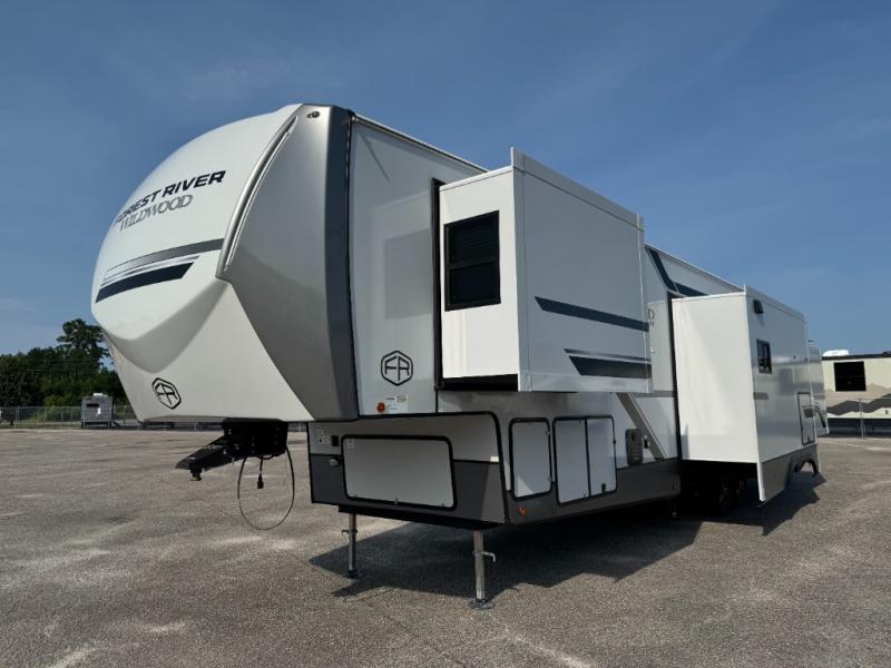 2026 Forest River RV Wildwood Heritage Glen 376FAM photo 3