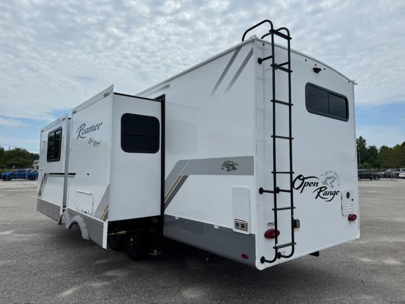 2027 Open Range RV Roamer 27FKDS photo 4
