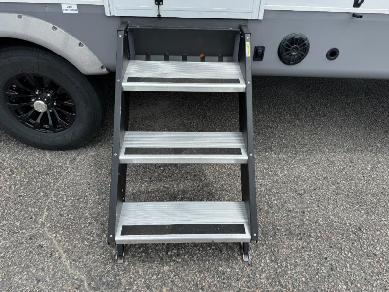 2027 Open Range RV Roamer 27FKDS photo 28