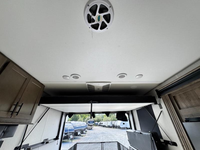 2022 Forest River RV Vengeance Rogue 26VKS Toy Hauler photo 12