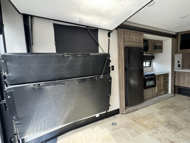 2022 Forest River RV Vengeance Rogue 26VKS Toy Hauler photo 16