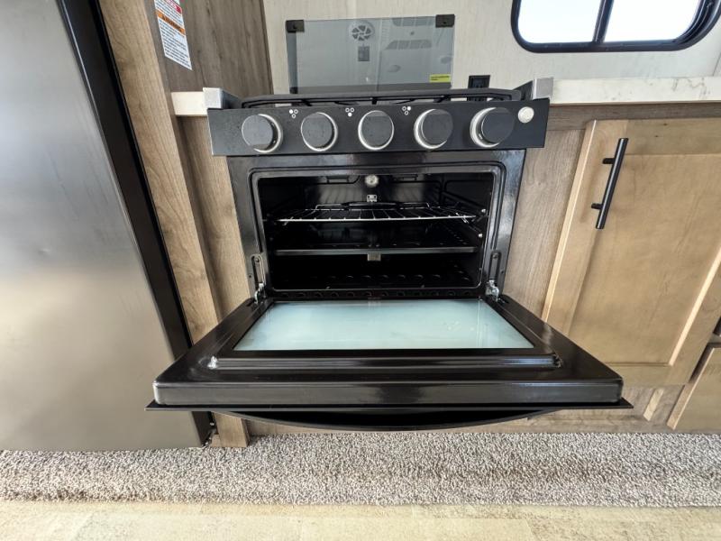 2022 Forest River RV Vengeance Rogue 26VKS Toy Hauler photo 34