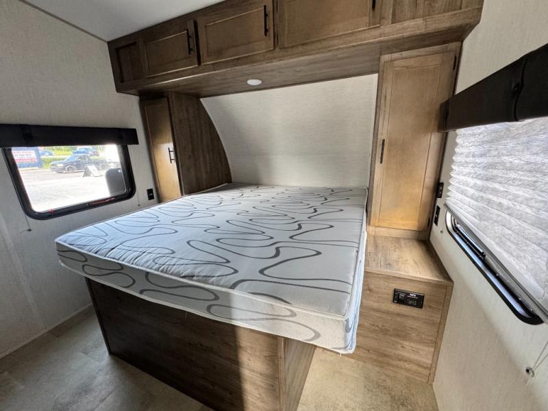 2022 Forest River RV Vengeance Rogue 26VKS Toy Hauler photo 22