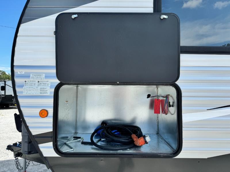 2022 Forest River RV Vengeance Rogue 26VKS Toy Hauler photo 37