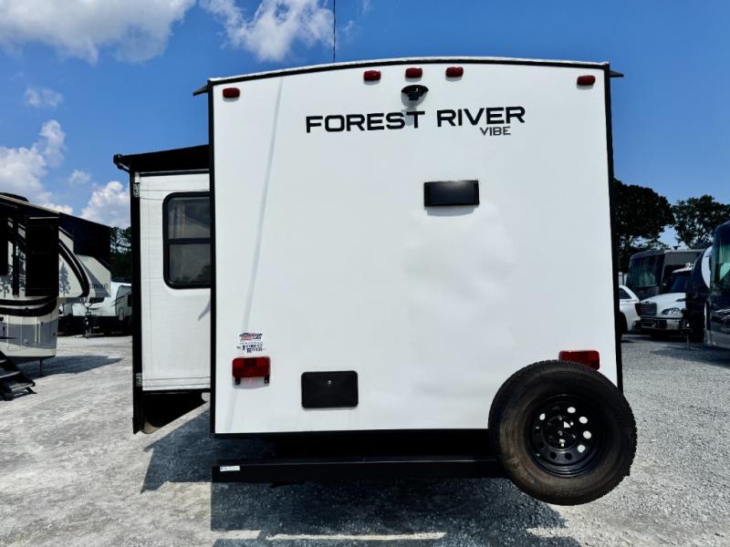 2019 Forest River RV Vibe 26RK photo 4