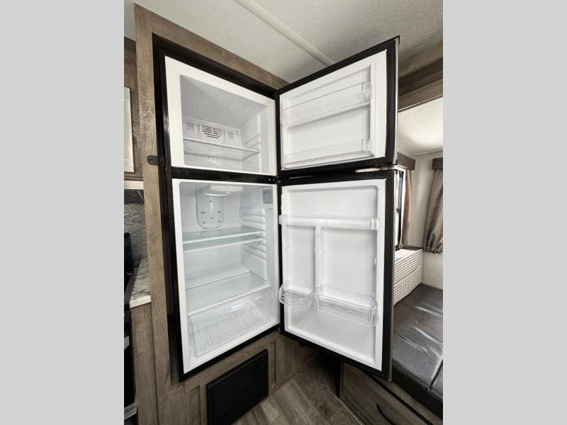 2019 Forest River RV Vibe 26RK photo 17