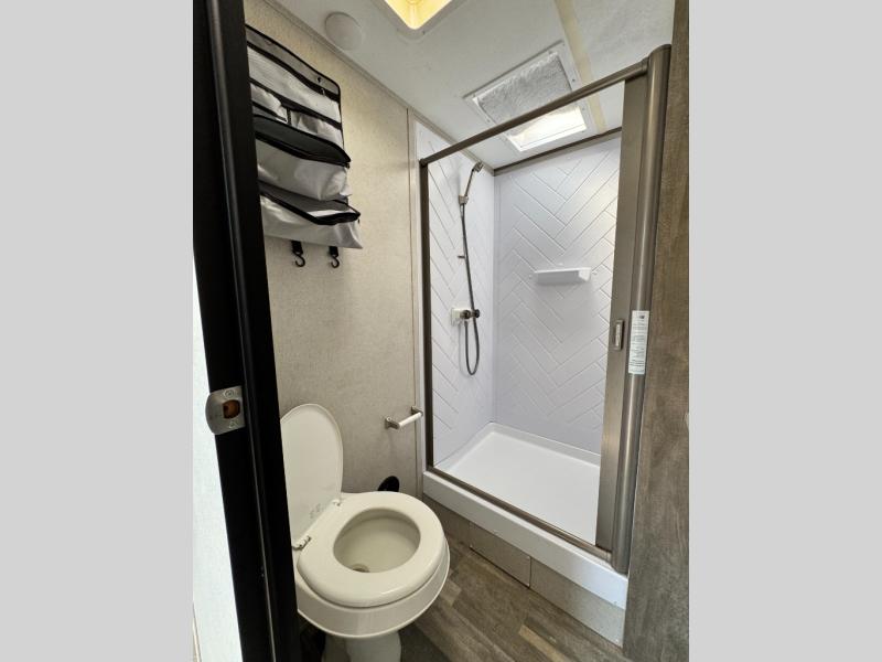 2019 Forest River RV Vibe 26RK photo 24