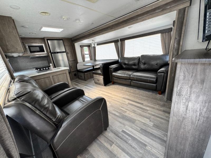 2019 Forest River RV Vibe 26RK photo 7