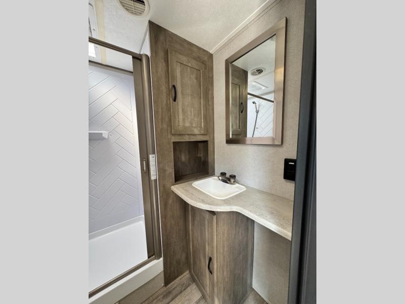 2019 Forest River RV Vibe 26RK photo 25
