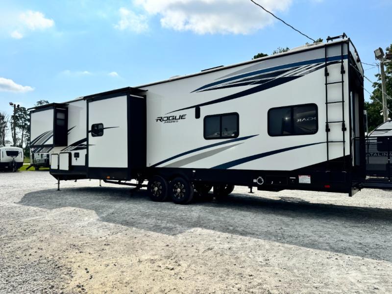 2021 Forest River RV Vengeance Rogue Armored VGF351G2 Toy Hauler photo 2