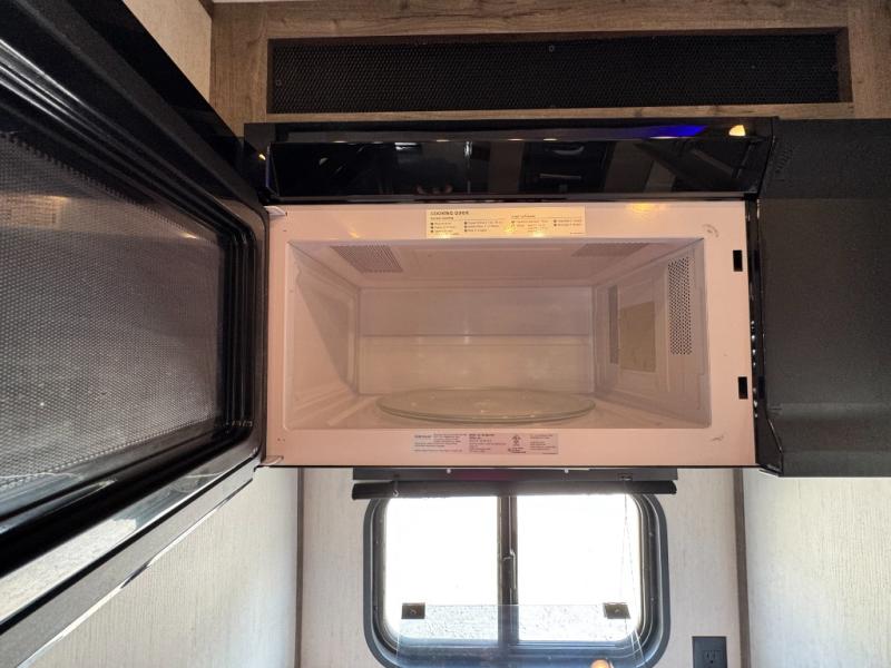 2021 Forest River RV Vengeance Rogue Armored VGF351G2 Toy Hauler photo 28