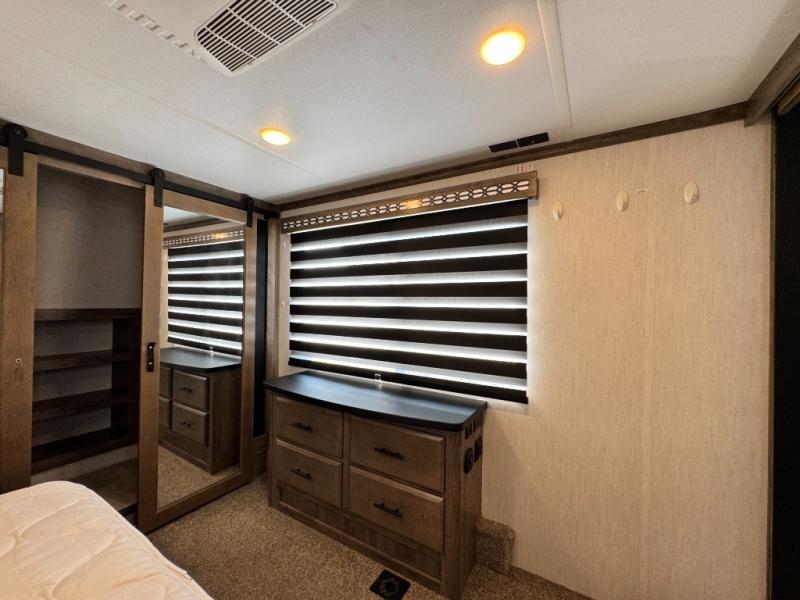 2021 Forest River RV Vengeance Rogue Armored VGF351G2 Toy Hauler photo 35