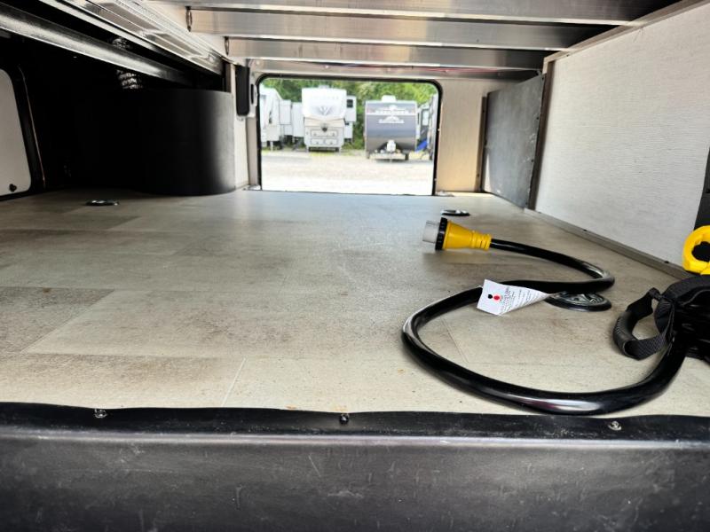 2021 Forest River RV Vengeance Rogue Armored VGF351G2 Toy Hauler photo 45