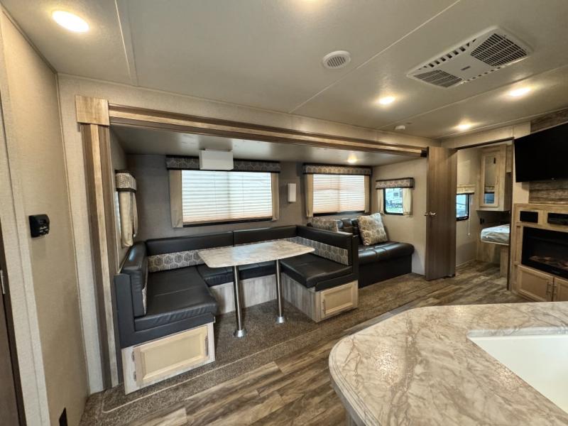 2021 Coachmen RV Catalina Legacy 263BHSCK photo 9