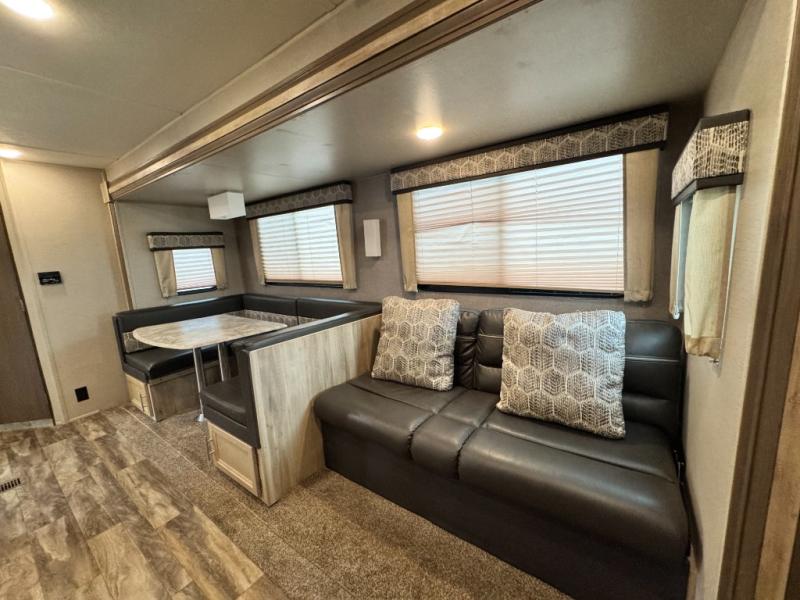 2021 Coachmen RV Catalina Legacy 263BHSCK photo 11