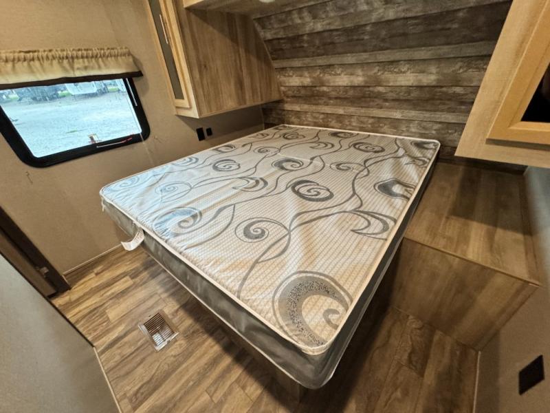 2021 Coachmen RV Catalina Legacy 263BHSCK photo 26