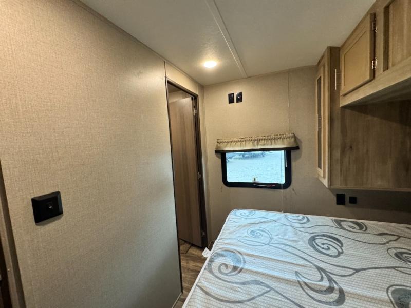 2021 Coachmen RV Catalina Legacy 263BHSCK photo 27