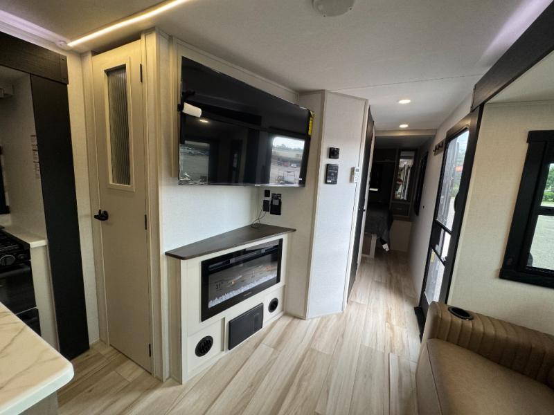 2026 Forest River RV Wildwood Heritage Glen 310BHI photo 23