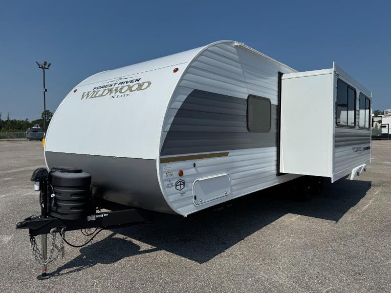 2026 Forest River RV Wildwood X-Lite 25ICE photo 2