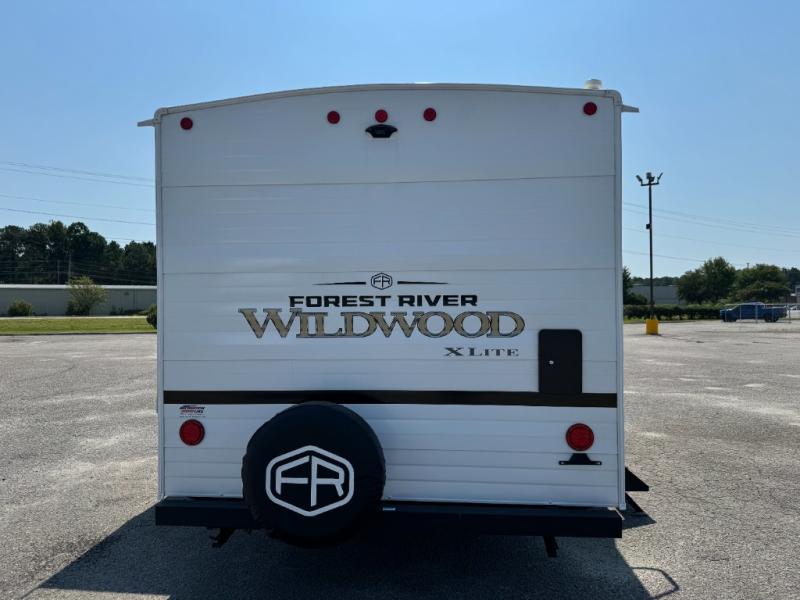 2026 Forest River RV Wildwood X-Lite 25ICE photo 5