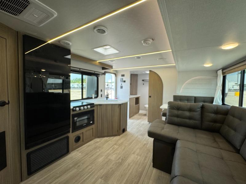 2026 Forest River RV Wildwood X-Lite 25ICE photo 10