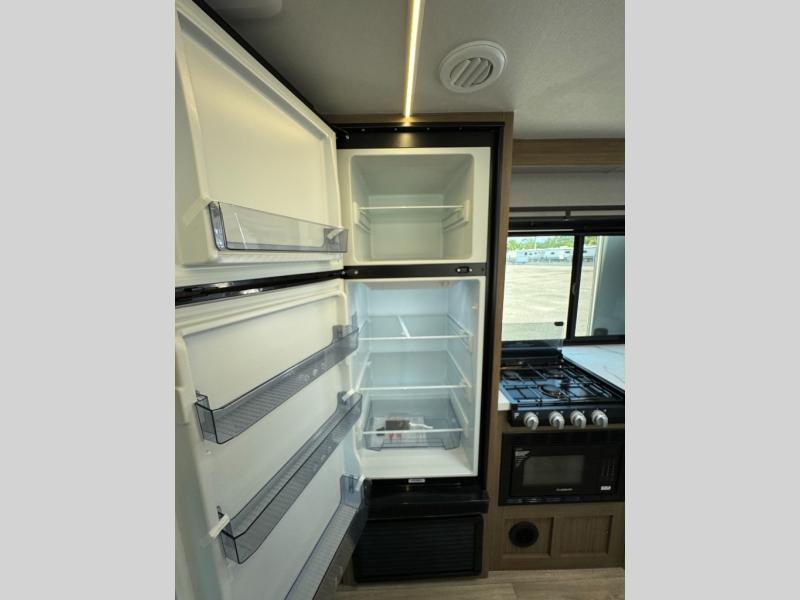 2026 Forest River RV Wildwood X-Lite 25ICE photo 15