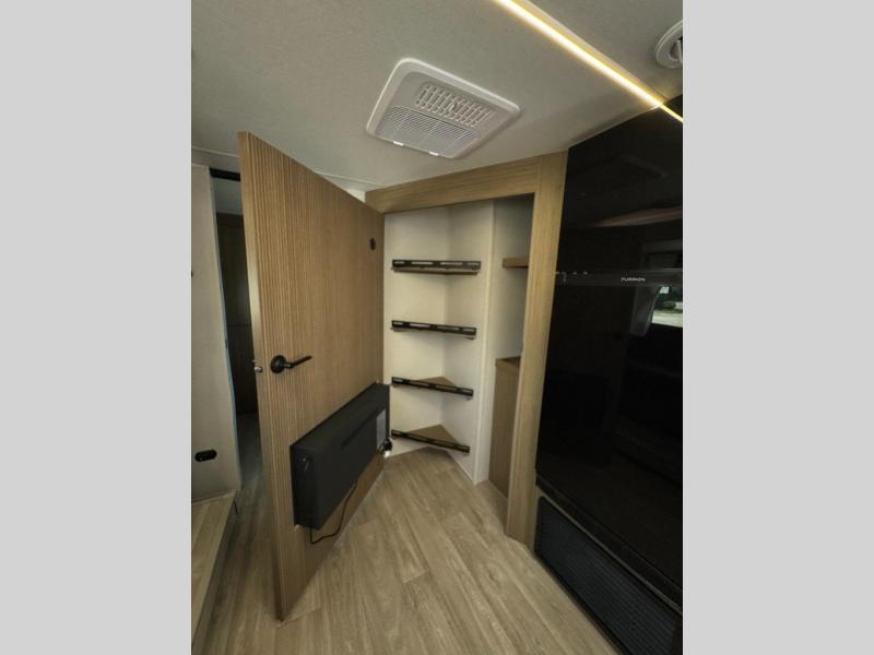2026 Forest River RV Wildwood X-Lite 25ICE photo 16
