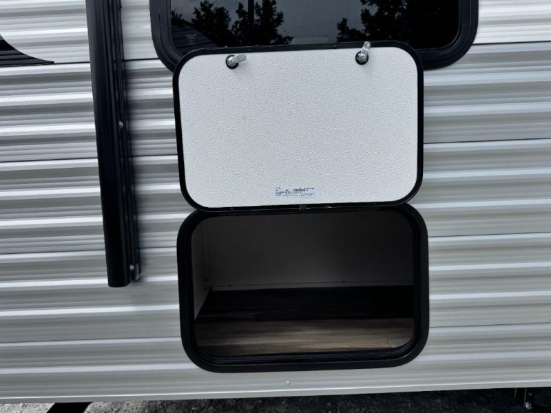2027 Open Range RV Colt 17DB photo 32
