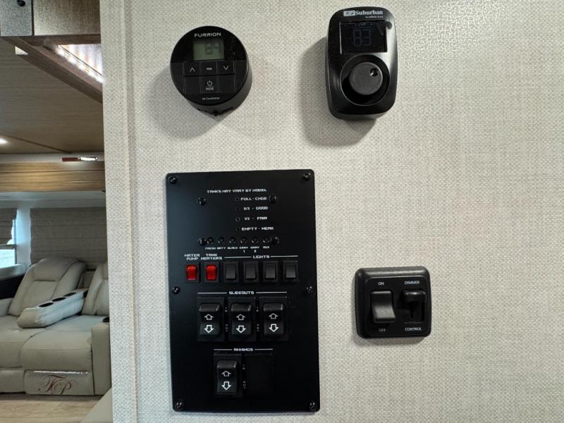 2027 Forest River RV Vibe 3400XL photo 21